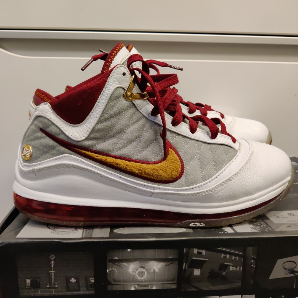 Nike lebron 7 mvp